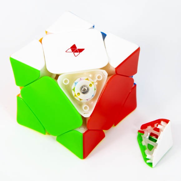 Кубик QiYi MoFangGe X-Man Skewb Wingy v2 Magnetic Кубик QiYi MoFangGe X-Man Skewb Wingy v2 Magnetic