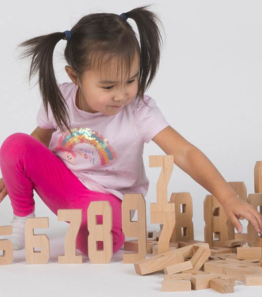 Умные Цифры - Обучающий арифметике деревянный набор цифр Умные Цифры - Обучающий арифметике деревянный набор цифр