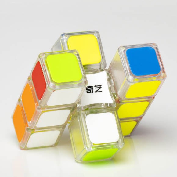 Кубик QiYi MoFangGe 1x3x3, прозрачный Кубик QiYi MoFangGe 1x3x3, прозрачный