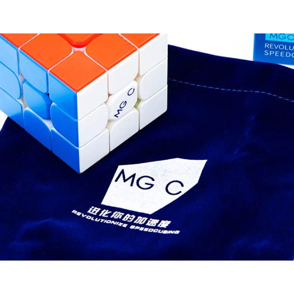 Кубик Рубика YJ 3x3x3 MGC Evo, цветной пластик Кубик Рубика YJ 3x3x3 MGC Evo, цветной пластик